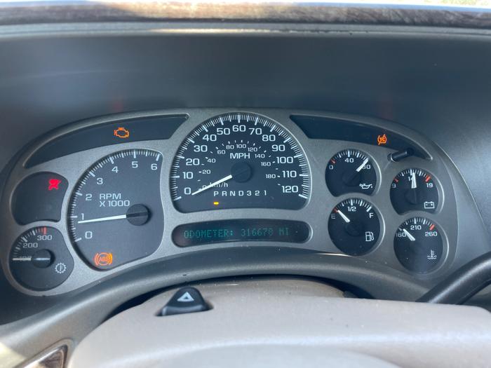 2006 gmc yukon-denali with 316678 miles for sale near shakopee, minnesota ef63d9c894a14daf95901ef8f9081fcd.jpeg