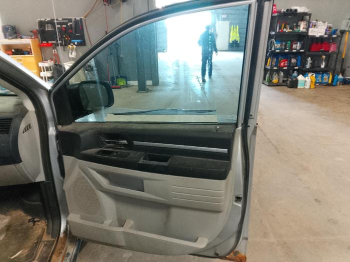 2010 dodge grand-caravan with 197857 miles for sale near elk-river, minnesota ef64363850134ae1be1847c7f105b823.jpg
