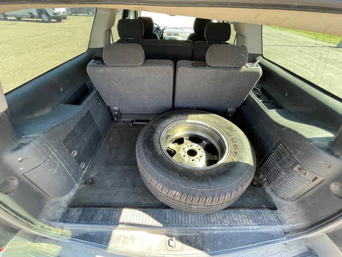 2007 chevrolet suburban ls-1500-4wd with 169908 miles for sale near mora, minnesota ef6f9c0be9934de7804f0120dc743775.jpeg