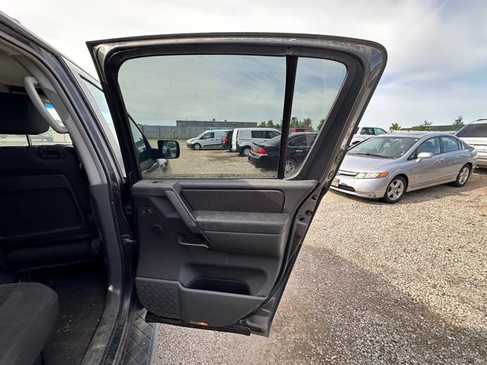 2005 nissan armada se-4wd with 162926 miles for sale near elk-river, minnesota efaa7818bf764ee5923d1e495f65b209.jpeg