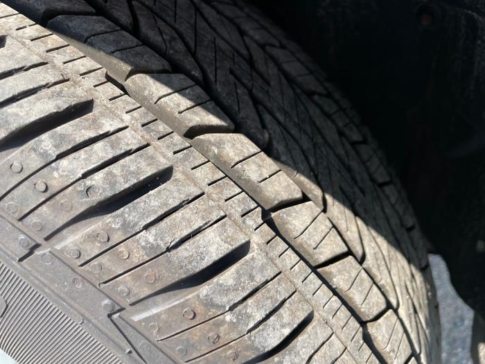 2006 volvo xc90 2.5t with 89891 miles for sale near elk-river, minnesota efb4db256ec4453f98f472758569d814.jpeg
