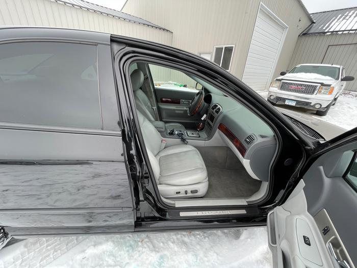 2006 lincoln ls v8-ultimate with 105597 miles for sale near elk-river, minnesota efb62558049f4044aec3364dc5def349.jpeg