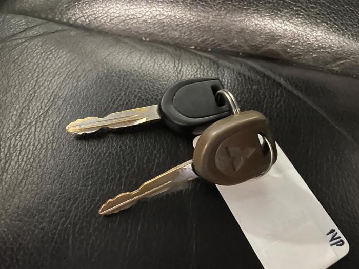 2004 mitsubishi endeavor limited-awd with 165602 miles for sale near elk-river, minnesota efc958a42c5545bfbea6ff062c2ea04d.jpeg