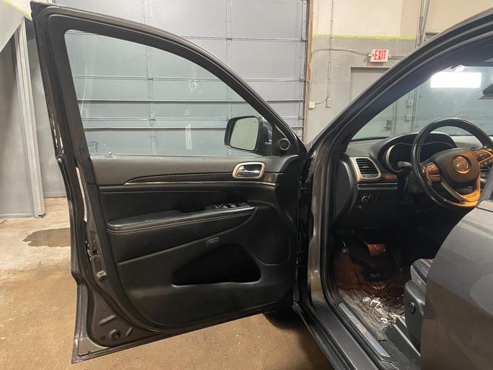 2014 jeep grand-cherokee limited with 162840 miles for sale near elk-river, minnesota efd41f512e494c318032c0a4bd06d586.jpg