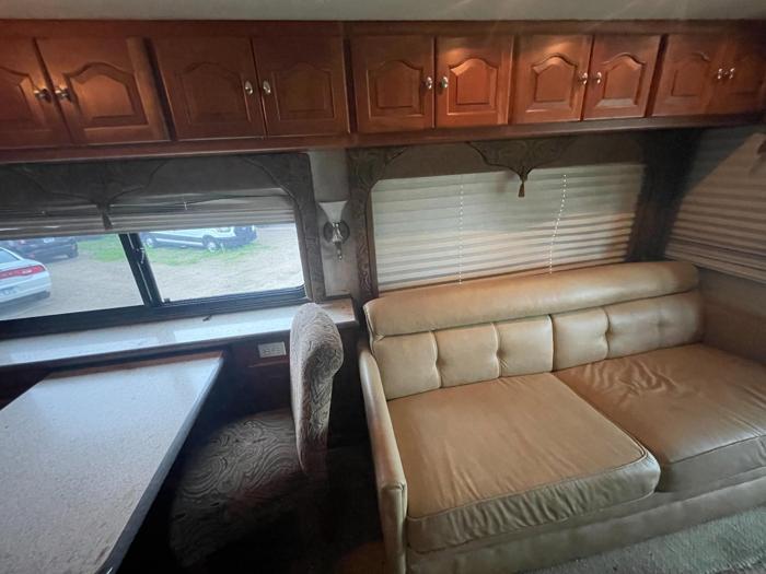 2006 freightliner x-line-motorhome - with 27483 miles for sale near elk-river, minnesota efd4cf0c0547439c8df552e01fd14db4.jpg