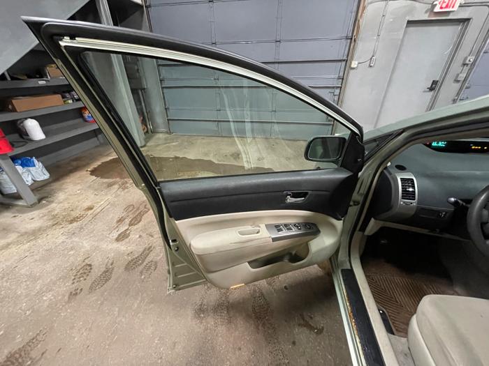 2008 toyota prius 4-door-liftback with 213424 miles for sale near elk-river, minnesota eff9c32216d94b2bb798c9a809ef8790.jpeg