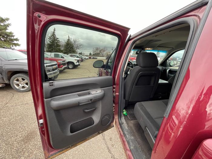 2013 chevrolet silverado-1500 lt-crew-cab-4wd with 174931 miles for sale near fridley, minnesota f0248ab7988d48a98233115409d77244.jpeg