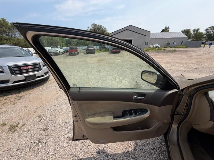 2004 honda accord lx-sedan-at with 158748 miles for sale near elk-river, minnesota f075f5e8fd284204b02be1208f7159b7.jpeg