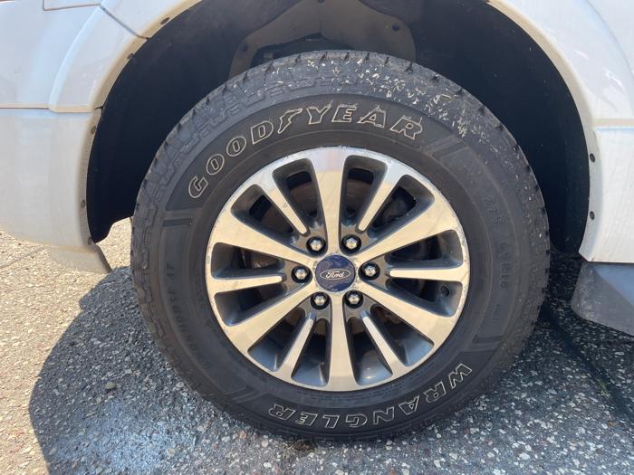 2015 ford expedition el-king-ranch-4wd with 137986 miles for sale near white-bear-lake, minnesota f0a210e33a4a4cffac62fb523deb0839.jpeg