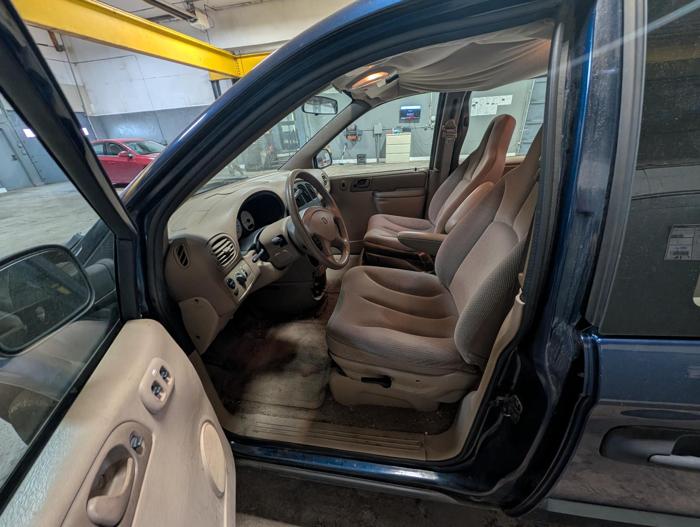 2002 dodge caravan se with 192283 miles for sale near elk-river, minnesota f0d311b73bb24559b965eed893279f75.jpg