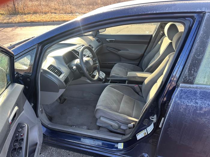 2008 honda civic lx-sedan-at with 116927 miles for sale near elk-river, minnesota f0d54f13ee95442e9467024c7d1e2b03.jpeg