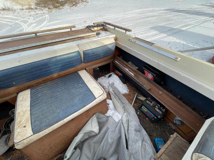 1980 searay weekender for sale near elk-river, minnesota f0d6a294e89742c4a92b552846323381.jpg