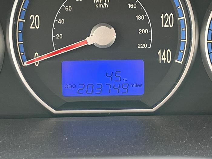 2007 hyundai santa-fe limited with 203750 miles for sale near elk-river, minnesota f102012f97454745a17761f48ddb4b5a.jpeg