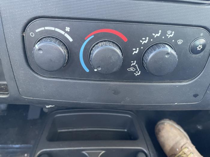 2003 dodge dakota sel with 167365 miles for sale near elk-river, minnesota f118ff58b2d04017ac13a95f2f580b29.jpg