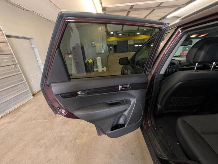2011 kia sorento lx-4wd with 209309 miles for sale near elk-river, minnesota f15a9d7930224f4db35ac68ba832538c.jpg