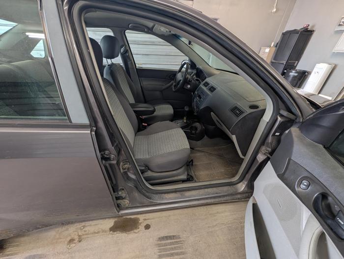 2007 ford focus zx4-s with 231653 miles for sale near elk-river, minnesota f1b0ec5c4fd2464fa75bc1823113cf0a.jpg