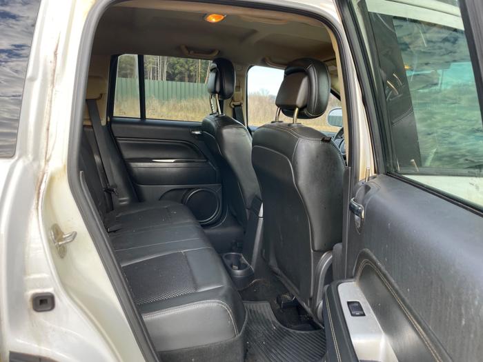 2014 jeep compass latitude-4wd with 136431 miles for sale near elk-river, minnesota f1cd19820af84d869c651c8b0eaa60b7.jpeg