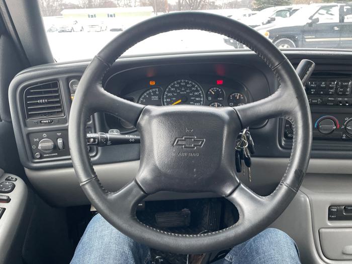 2001 chevrolet tahoe 4wd with 174356 miles for sale near fridley, minnesota f1d60b3d4e04477fa57875b2aae22631.jpeg