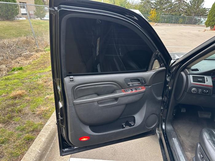 2014 cadillac escalade esv-awd-premium with 160814 miles for sale near burnsville, minnesota f1f5d7cf506b4199ac2f1b25df5b5727.jpeg