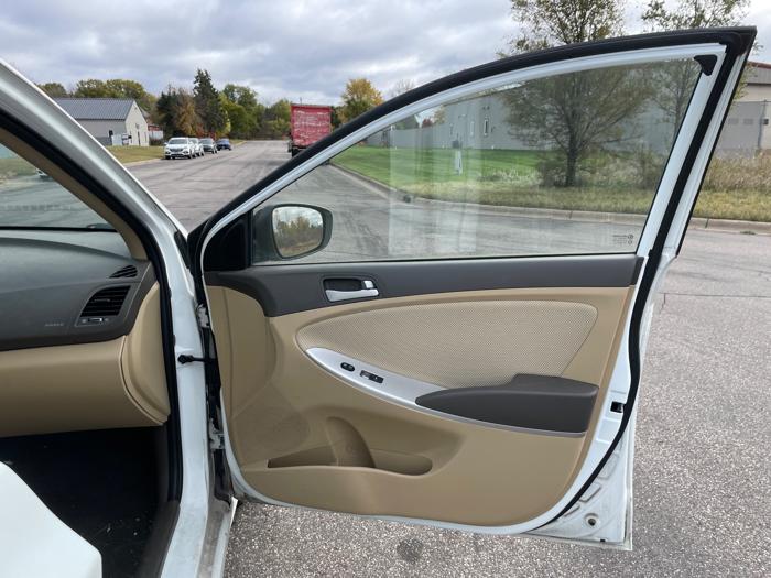 2014 hyundai accent gls-4-door with 39301 miles for sale near elk-river, minnesota f22f2ba08e0c4d4c8bb2a8d51cd173ca.jpeg