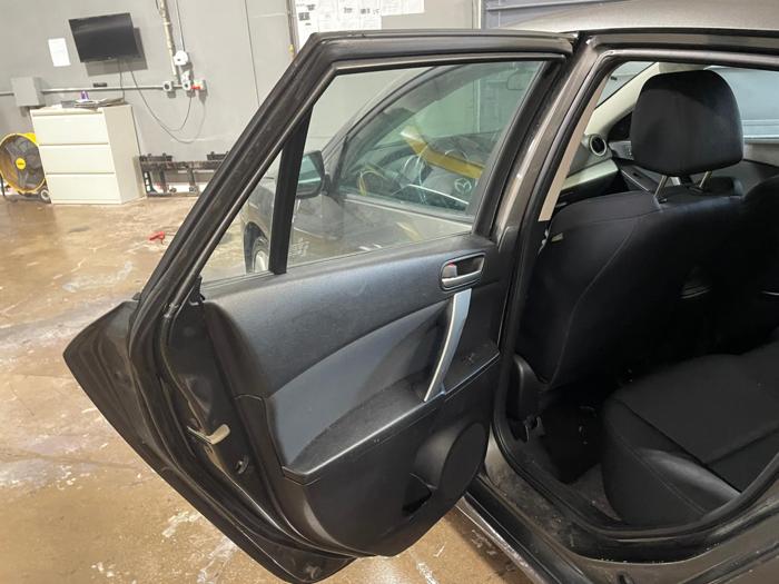 2011 mazda mazda3 sport with 135957 miles for sale near elk-river, minnesota f230282f01ef473f8d52d57cd38b63e2.jpg