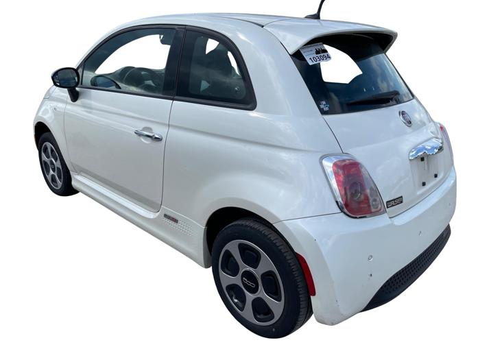 2015 fiat 500e battery-electric-hatchback with 48070 miles for sale near elk-river, minnesota f26c030e244e4ec19f864ce63fb70513.jpg