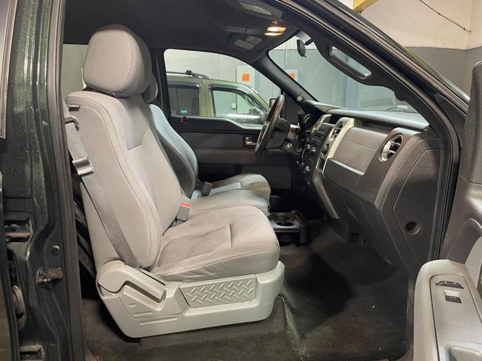2013 ford f150 xlt with 155915 miles for sale near elk-river, minnesota f27d23565b41421997e3468ca2ae125b.jpg