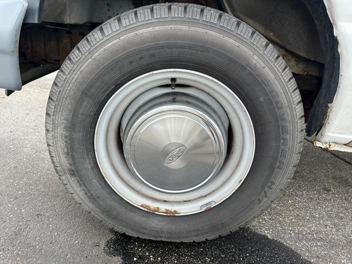 1996 ford econoline e250 with 148423 miles for sale near elk-river, minnesota f293c913c4044d29a3f5bfd1b4e923fd.jpg