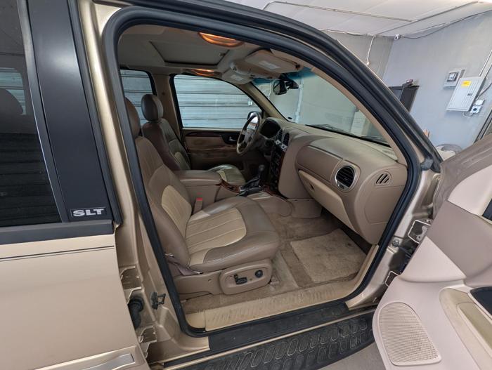 2004 gmc envoy sle-4wd with 196701 miles for sale near elk-river, minnesota f2a3cb6ab7684defb94a7225839be6ea.jpg