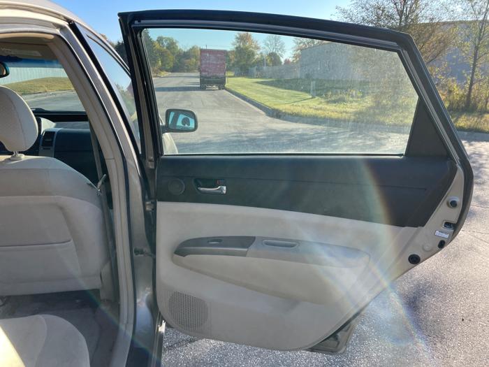 2005 toyota prius 4-door-liftback with 249731 miles for sale near elk-river, minnesota f2f907752ff04053932cb7043a0274d0.jpeg