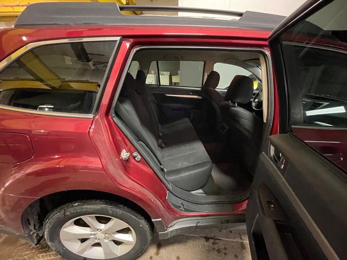 2014 subaru outback with 170988 miles for sale near elk-river, minnesota f31d2e3a9a82490880de02c3c226e512.jpeg