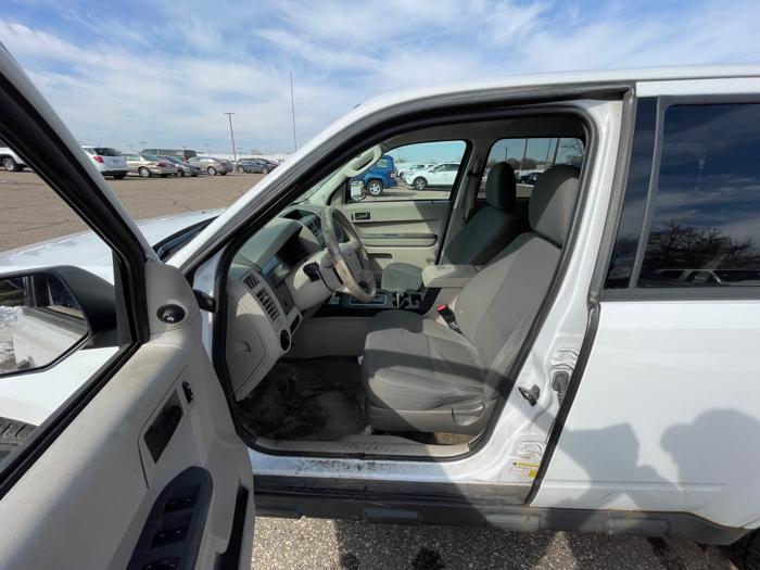 2012 ford escape xls-4wd-at with 157714 miles for sale near fridley, minnesota f32efcb9143746349d6bab2e556fc2c8.jpeg