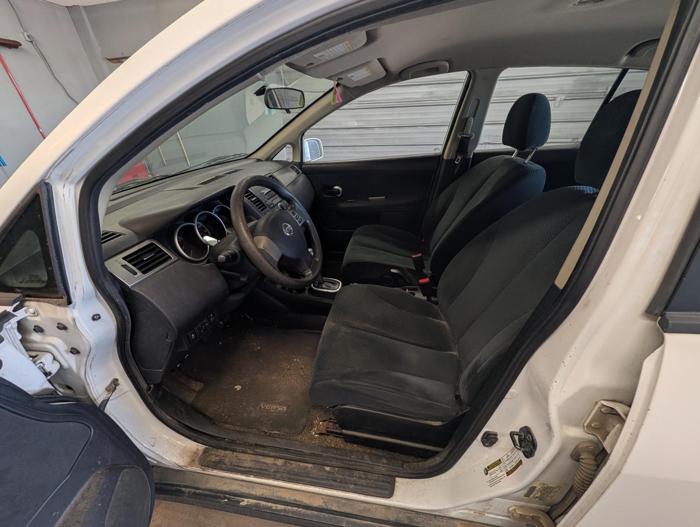 2012 nissan versa 1.8-sl-hatchback with 235732 miles for sale near elk-river, minnesota f346467f62984ab18f7af8439f8267be.jpg