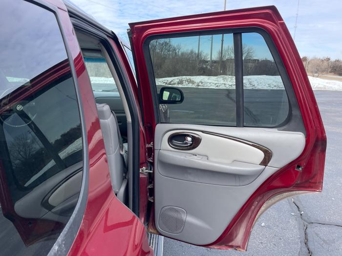 2007 buick rainier cxl-awd with 161205 miles for sale near clearwater, minnesota f356413cd5854c7b919c9d7abe9f5a6a.jpeg