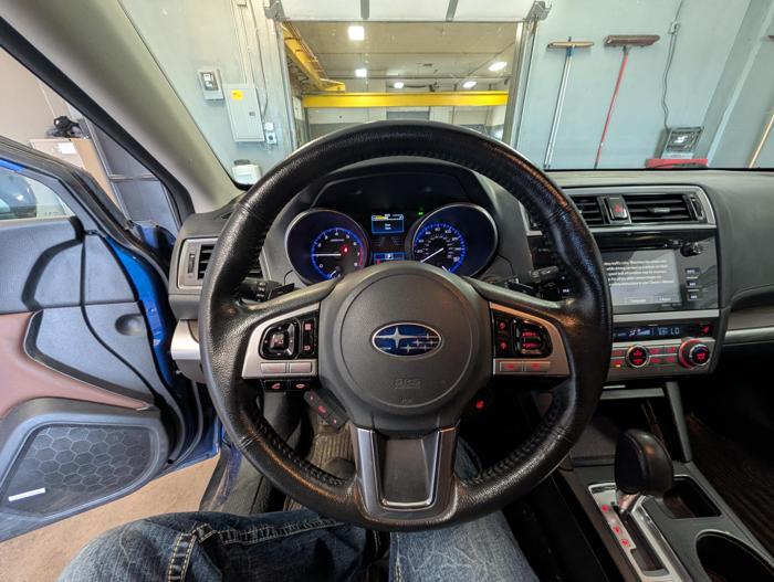 2017 subaru outback 3.6r-touring with 165726 miles for sale near elk-river, minnesota f3acbf734c3246d092d1d065315f541c.jpg