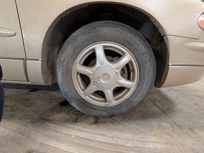 2004 buick regal ls with 238609 miles for sale near elk-river, minnesota f3b42fbf675b427c99c7868a55a0489d.jpg