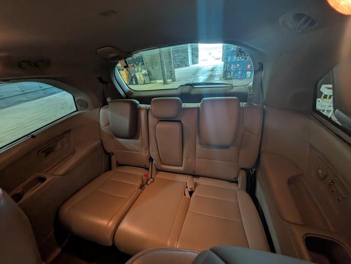 2011 honda odyssey touring with 204874 miles for sale near elk-river, minnesota f40cb1acacf34b93abc24ae8a4c82af9.jpg