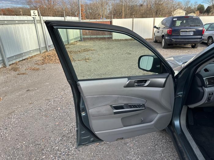 2011 subaru forester 2.5x-premium with 125074 miles for sale near elk-river, minnesota f40dcf2bf3ba43798e3017581c020716.jpeg