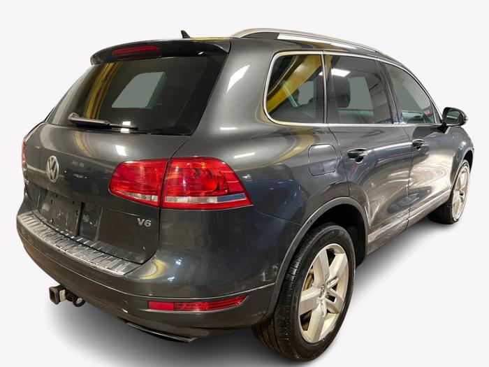 2012 volkswagen touareg lux with 249274 miles for sale near elk-river, minnesota f46b4d1b13c14dfc99f43c221032ebfc.jpg