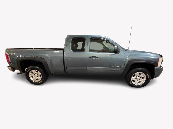 2007 chevrolet silverado-1500 1500 with 138097 miles for sale near elk-river, minnesota f48cd951ba0e4b07a12ff19e7d30aead.jpg