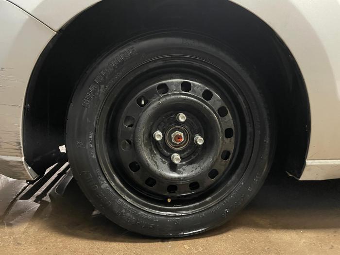 2009 ford focus se with 125677 miles for sale near elk-river, minnesota f4b6101c5fbf4a7282b4f8ddd2cdbbb3.jpg