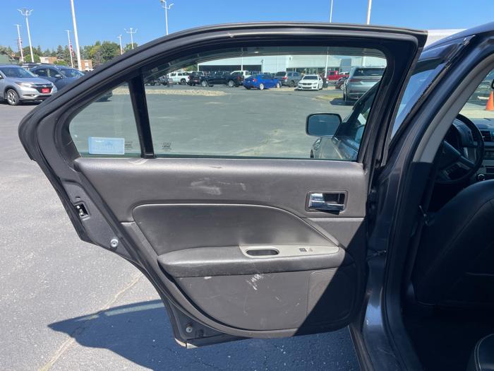 2011 ford fusion i4-sel with 199642 miles for sale near white-bear-lake, minnesota f4bfd621ae27476f8256d146017d31c4.jpeg