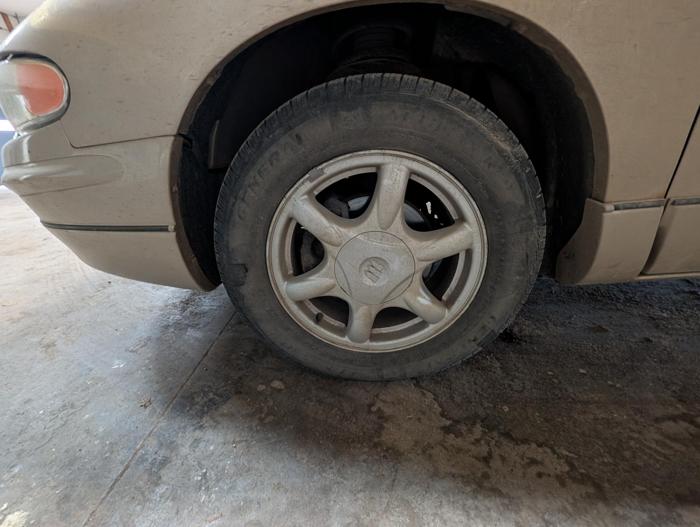 2004 buick regal ls with 238609 miles for sale near elk-river, minnesota f4c05c1f48964bd18766cfe21d68a828.jpg
