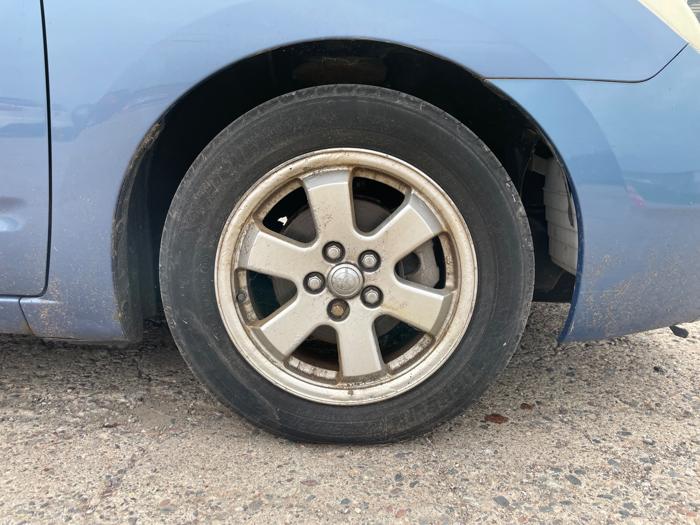2005 toyota prius 4-door-liftback with 172513 miles for sale near elk-river, minnesota f4ca5ac5e9ee4833ac2a30038ec0c1ef.jpeg