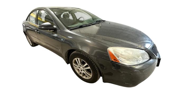 2006 pontiac g6 v6-sedan with 179225 miles for sale near elk-river, minnesota f4d613aa22f8429f9dab67b32fb0c101.jpg