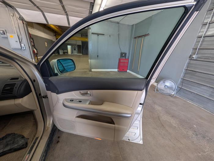 2006 lexus rx-400h awd with 286168 miles for sale near elk-river, minnesota f4dd396eeb4541c593c5aacc839e2a05.jpg