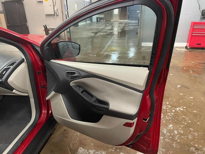 2012 ford focus se with 208687 miles for sale near elk-river, minnesota f4ed62a756e64533a2fae306eb97b59a.jpg