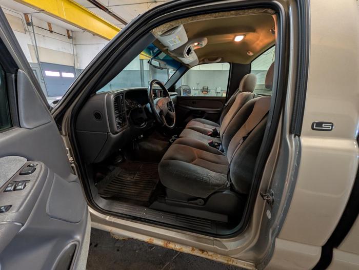 2003 chevrolet silverado-2500hd 4wd with 83846 miles for sale near elk-river, minnesota f4f9c382afa448299266f0176648643d.jpg