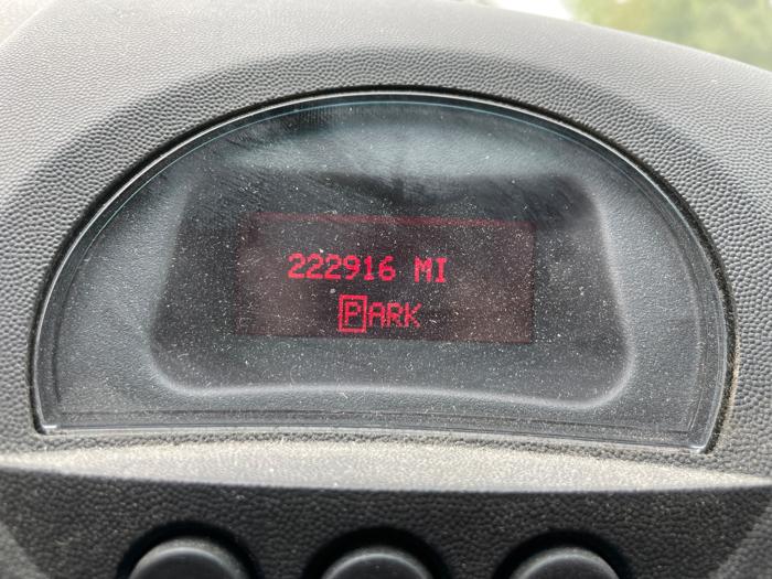 2005 pontiac grand-prix base with 222916 miles for sale near elk-river, minnesota f511f85904ce464882c4ceec6dae57ec.jpeg