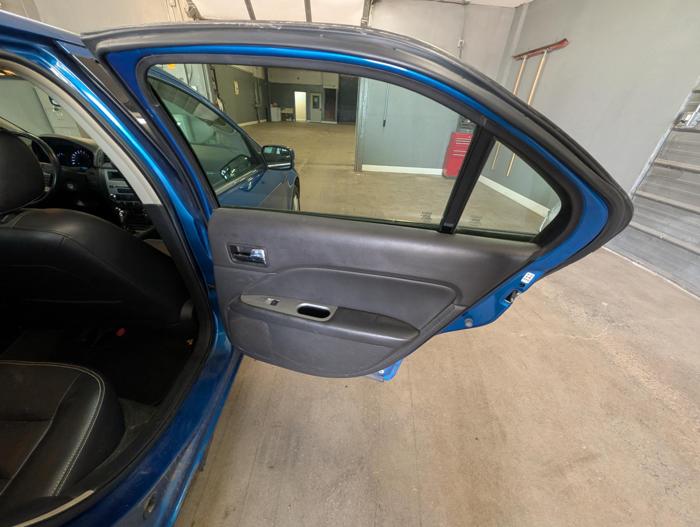 2011 ford fusion v6-sel with 203300 miles for sale near elk-river, minnesota f5148cd995f440729cdc5a97ca7d7eb7.jpg